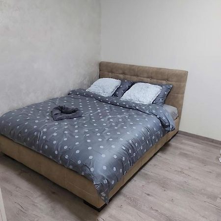 Apartman Mikikiki ベオグラード エクステリア 写真