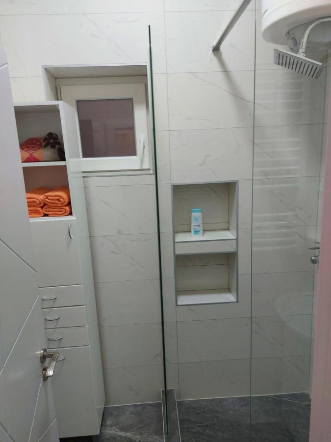 Apartman Mikikiki ベオグラード エクステリア 写真